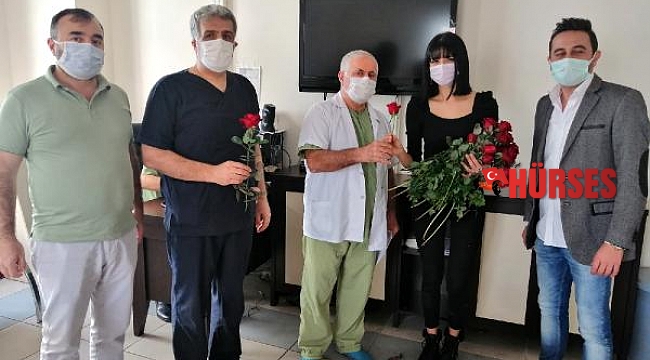 Sağlık çalışanlarına 500 gül