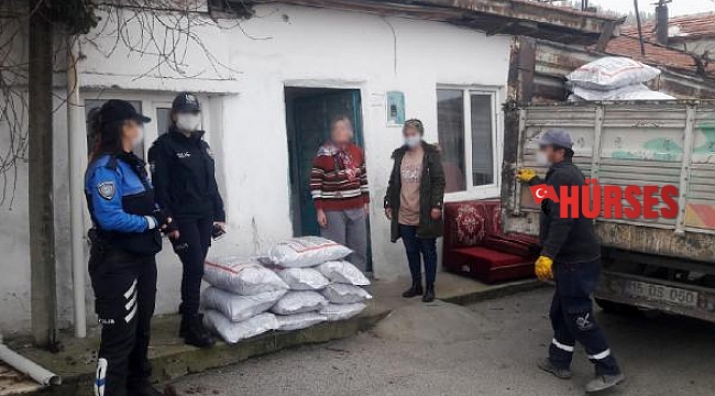 Toplum destekli polislerden kömür yardımı