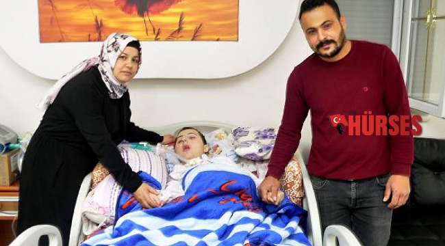 Çocuklukta oynadığı piller, Servet'i yatalak etti