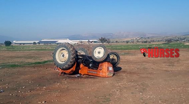 Drift yaparken devrilen traktördeki 3 kişi yaralandı