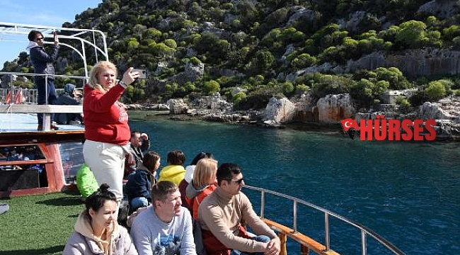 Kekova'da yaz havası, Rus turistleri hayran bıraktı