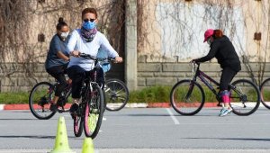 Muratpaşa'da 'İki tekerlekli' özgürlük