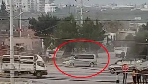 Panelvan minibüsle caddede drift yaptı