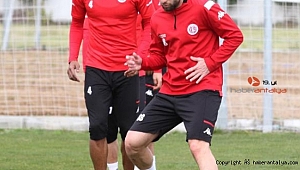 Antalya ligde de kırmızı !