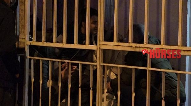 Antalya'da komşuların kömürlük kavgası: 2 yaralı