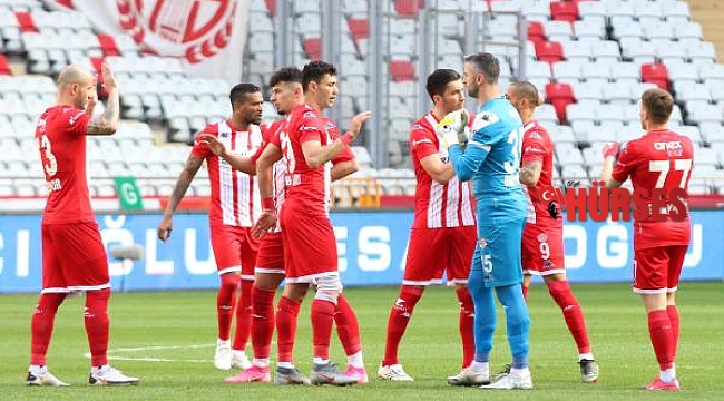 Antalyaspor'un galibiyet hasreti 7 hafta oldu
