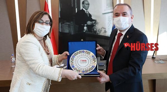 Başkan Şahin'den Başkan Böcek'e nezaket ziyareti