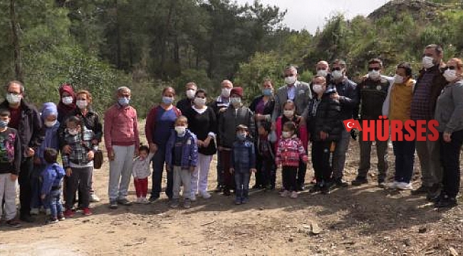 Başkan Topaloğlu, down sendromlu çocuklarla fidan dikti
