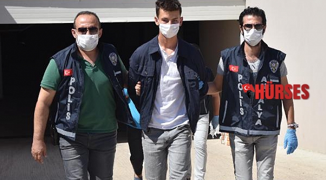 Cezayirli emlak zenginini öldürenler ömür boyu hapis cezasına çarptırıldı