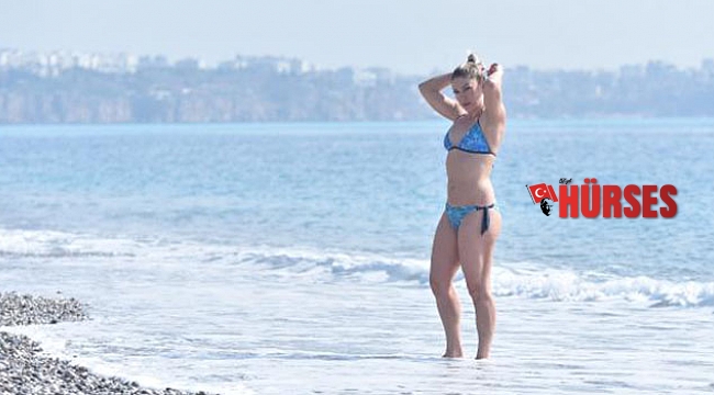 Fırtına uyarısı yapılan Antalya'da güneşli hava keyfi