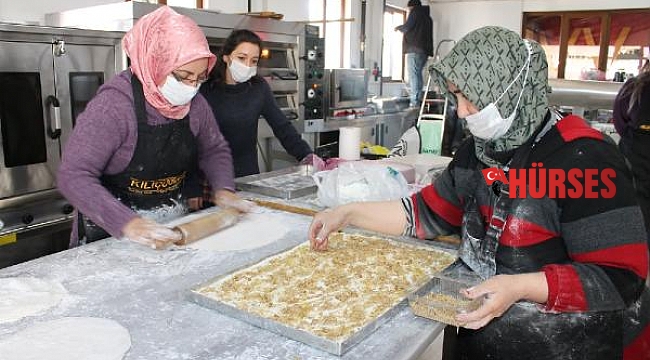 Kadınlar unlu mamul üretimine başladı