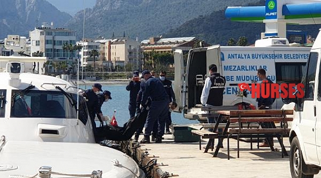 Kemer'de denizde erkek cesedi bulundu