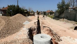 Kepez'de 10 mahallede kanalizasyon çalışması sürüyor