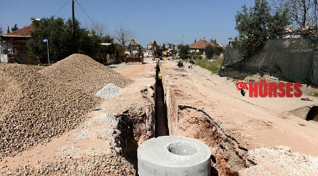 Kepez'de 10 mahallede kanalizasyon çalışması sürüyor