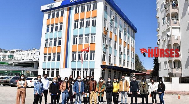 Konyaaltı Belediyesi'nden ücretsiz tiyatro eğitimi