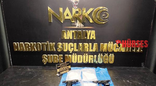 Otomobilde 2 kilo 160 gram kokain ele geçirildi