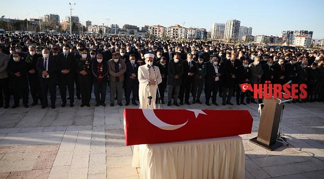 Şehit Şükrü Karadirek toprağa verildi