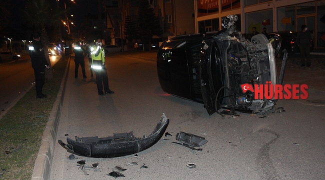 Takla atan araçtan çıkıp koşarak kaçtılar