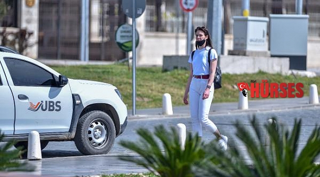 Turistlerin kısıtlamada deniz keyfi