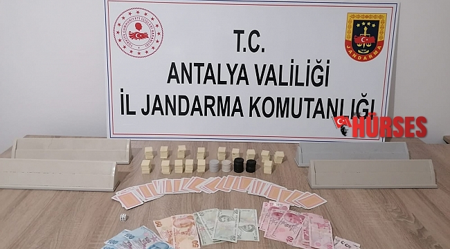 Antalya'da kumar operasyonu: 7 kişiye 37 bin 702 TL ceza