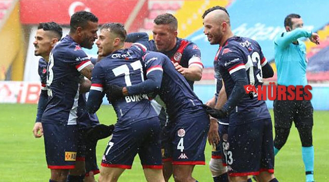 Antalyaspor'da hedef önce lig sonra kupa finali