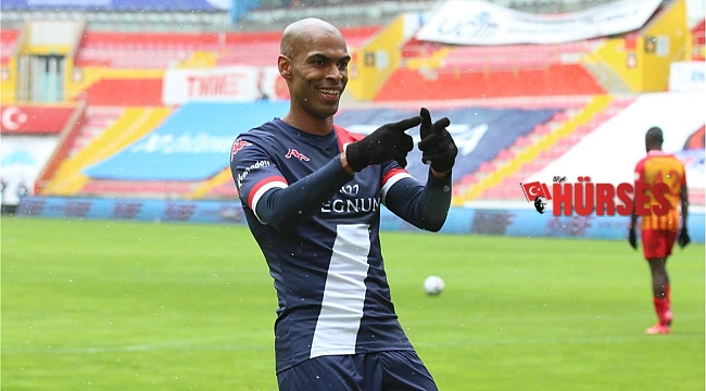 Antalyaspor'da Naldo 1 attı, 3 getirdi