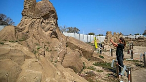 Atlantis, kum heykellerle canlanacak