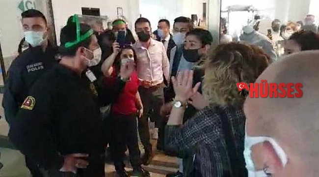 Avukatlar ile özel güvenlik arasındaki arbedeyi polis ayırdı
