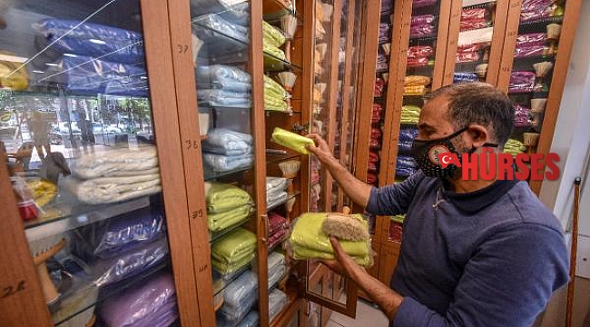 Berberden her müşteriye özel dolap
