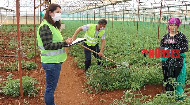 Büyükşehir çiftçinin toprağını analiz ediyor