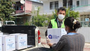 Büyükşehir'in Ramazan gıda paketi yardımı sürüyor