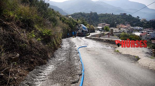 Değirmendere'de beton yol ve drenaj çalışması