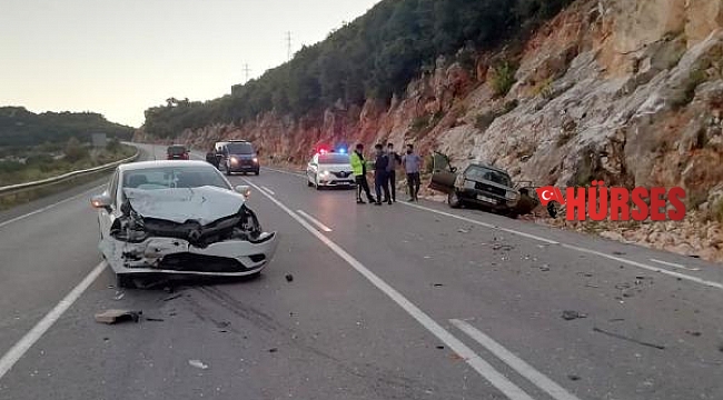 Demre'de kaza: 2 yaralı