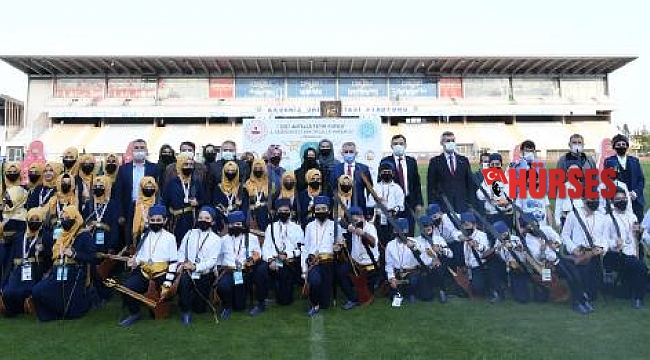 Gençlerimizi tarihimizle özdeşleşen sporlara yönlendirelim