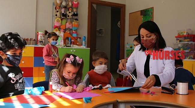 Gündoğmuş Kreş ve Gündüz Bakım Evi'nde eğitim devam ediyor