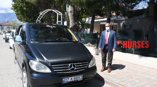 Kemer'de korona virüs hastalarının taşınması için araç desteği