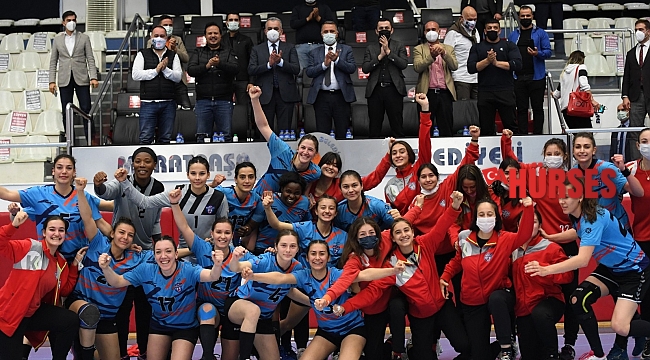 Konyaaltı Belediyesi çeyrek final ilk maçında galip