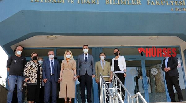 Rektör Özkan, MYO ve İİBF'yi ziyaret etti
