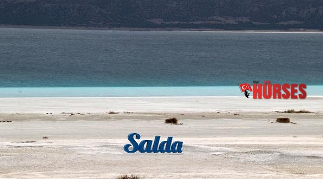 Salda Gölü'nde doğa kendini yeniledi, çamur çukurları kapanmaya başladı
