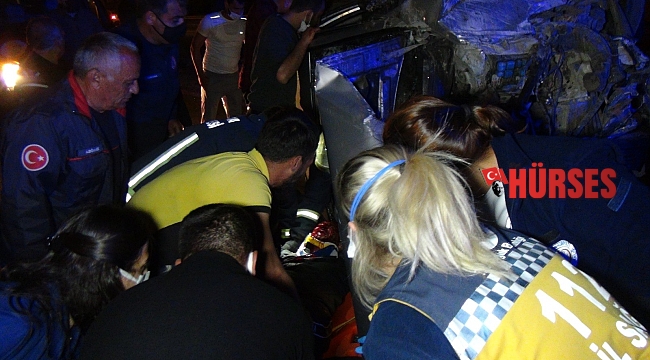 Takla atan otomobilden yaralı kurtuldular
