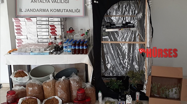 Uyuşturucu madde üreterek satışını yapan 3 kişi gözaltına alındı