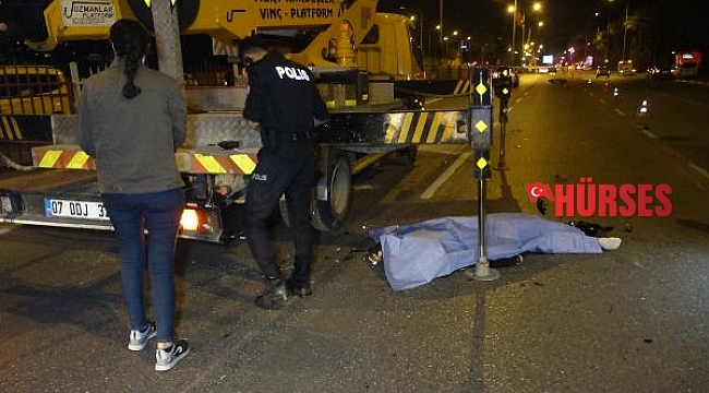 Vincin demir ayağına çarpan motosiklet sürücüsü öldü