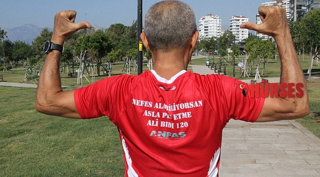 72 yaşındaki demir adam korona virüse sporla meydan okuyor