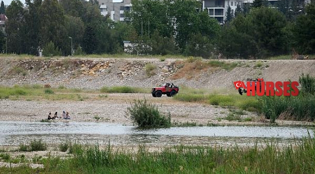 Boğaçayı'nda kuş yuvalarına rağmen offroad yapılmasına tepki