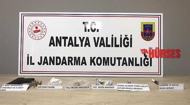 Çekici üzerindeki araçtan uyuşturucu ve tabanca çıktı