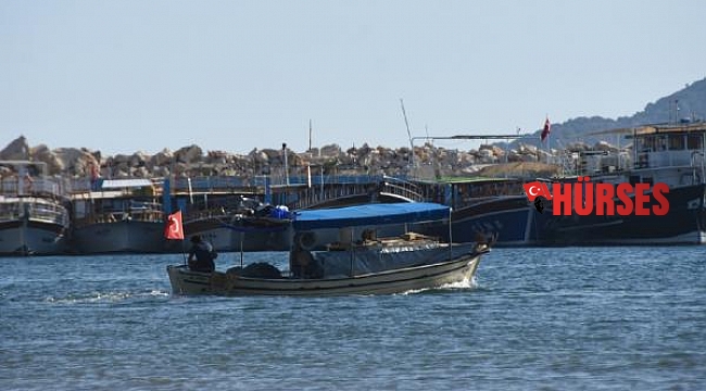 Kekova yabancı yatlar ve balıkçı teknelerine kaldı