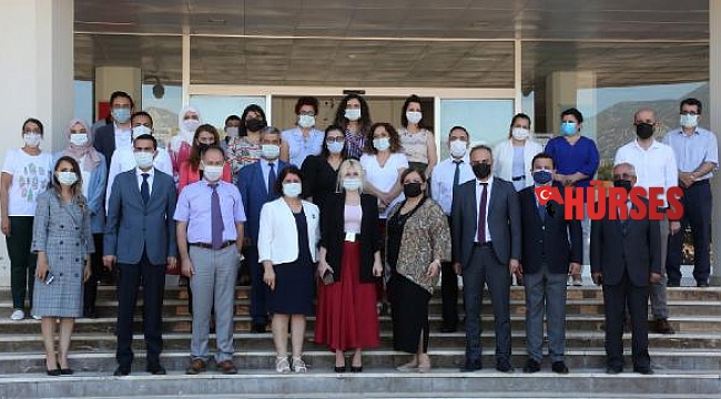 Rektör Özkan, batı ilçelerinde okulları denetledi