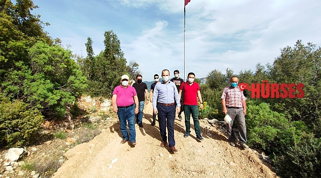 Rüzgar sebebiyle kopan Türk Bayrağı yenisiyle değiştirildi
