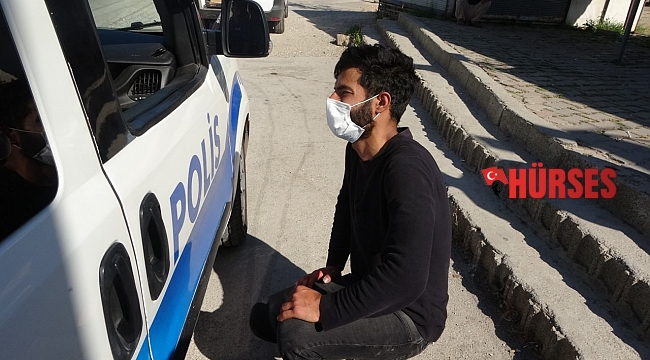 Sigara almaya gitti, içinde telefon ve para bulunan çantasından oldu