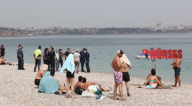 Su altına dalan turist ceset buldu